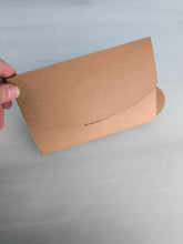 Cargar imagen en el visor de la galería, TARJETA VELA &quot;GRACIAS&quot; - COLOR
