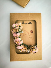 Cargar imagen en el visor de la galería, POSTAL FLOR &quot;PARA ÉL Y PARA ELLA&quot;

