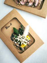 Cargar imagen en el visor de la galería, POSTAL FLOR &quot;PARA ÉL Y PARA ELLA&quot;
